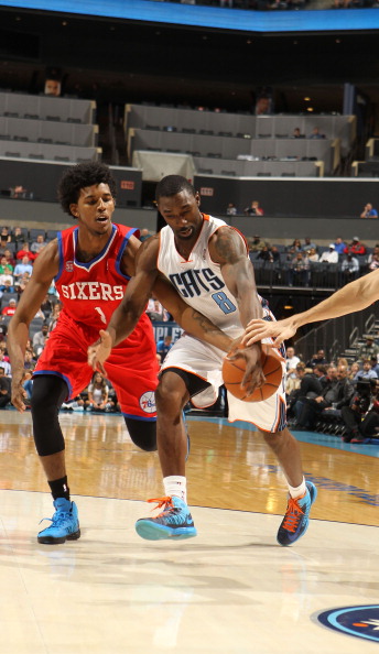 图片报：阿德耶米续约只接受加入解约条款，金额或达8000万欧（图片报：阿德耶米愿续约但需加入解约条款，解约金或高达8000万欧元）